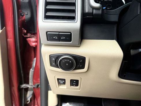 Used 2017 Ford F150 Lariat w/ Equipment Group 501A Mid RWD image 25