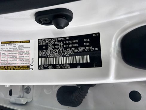 Used 2022 Lexus RX 350L FWD w/ Premium Package image 35