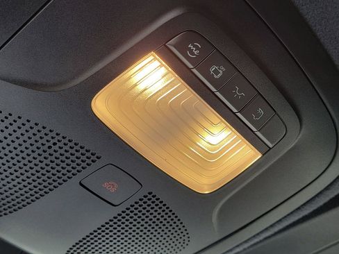 Used 2025 Mercedes-Benz Sprinter 2500 image 31