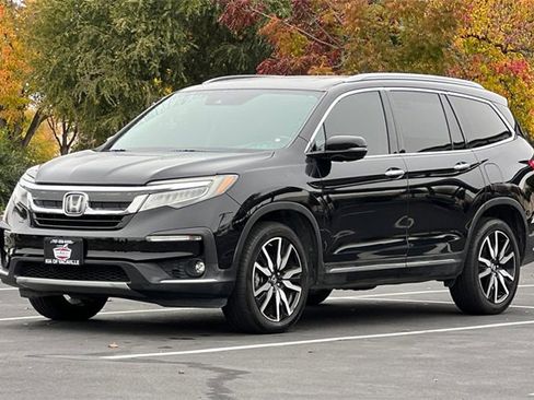 Used 2019 Honda Pilot Touring image 10