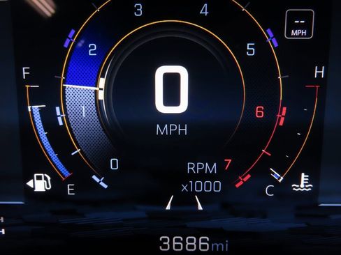 Used 2025 Chevrolet Tahoe High Country image 13