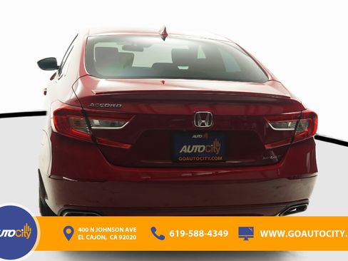 Used 2018 Honda Accord Sport image 14