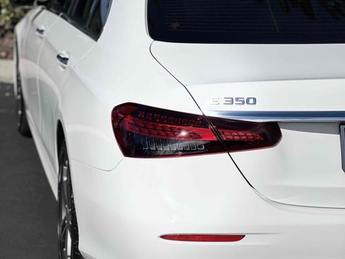 Used 2021 Mercedes-Benz E 350 Sedan image 54