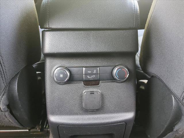 Used 2018 Ford Explorer XLT w/ Equipment Group 201A FWD image 16