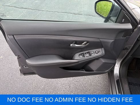 Used 2021 Nissan Sentra SV FWD image 12