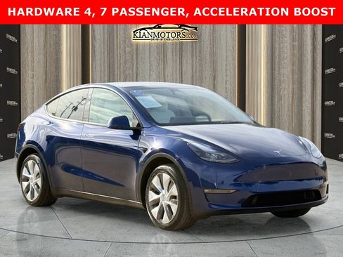 Used 2023 Tesla Model Y Long Range AWD/4WD image 1