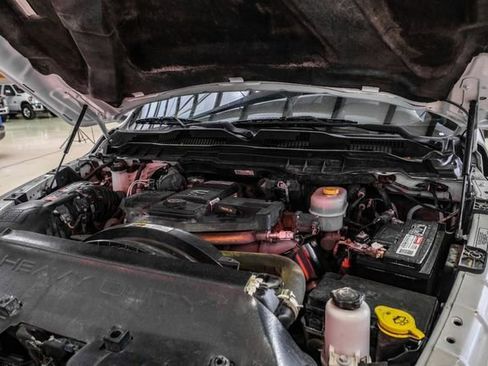 Used 2018 RAM 2500 SLT AWD/4WD image 41
