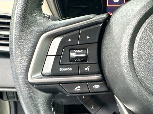 Certified 2022 Subaru Outback Premium image 8