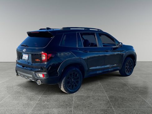 Used 2023 Honda Passport TrailSport image 5