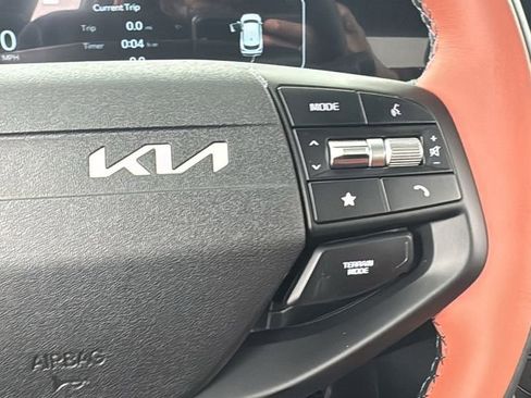 New 2026 Kia Sportage SX image 23