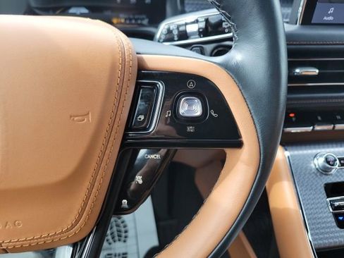 Used 2023 Lincoln Aviator Black Label image 32