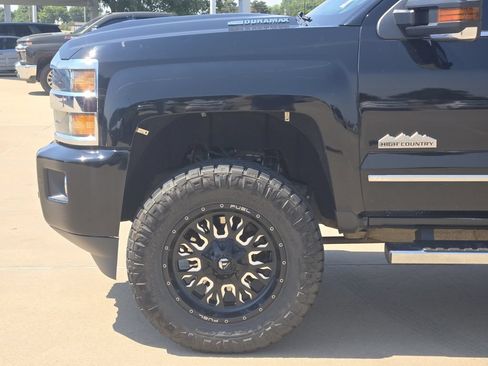 Used 2018 Chevrolet Silverado 2500 High Country w/ Duramax Plus Package AWD/4WD image 8