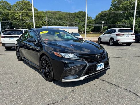 Used 2023 Toyota Camry XSE FWD image 7