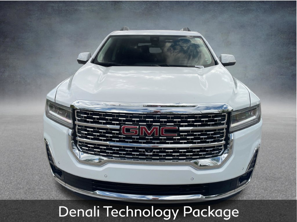 Used 2023 GMC Acadia Denali w/ Denali Ultimate Package FWD image 3