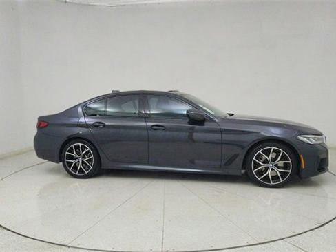 Used 2022 BMW 540i xDrive w/ Executive Package image 68