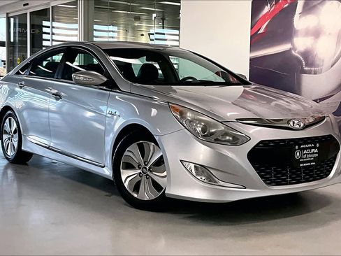 Used 2013 Hyundai Sonata Limited image 19