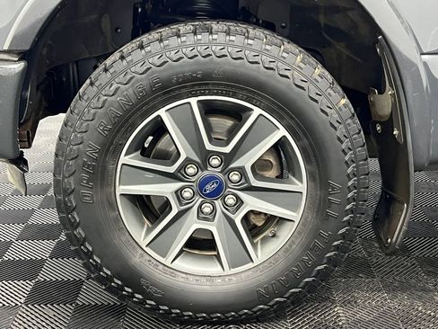 Used 2016 Ford F150 XLT w/ Equipment Group 302A Luxury AWD/4WD image 10