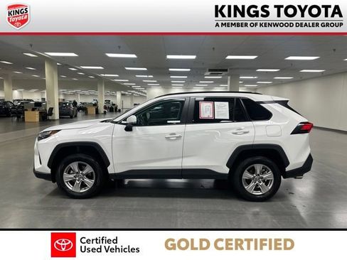 Certified 2025 Toyota RAV4 XLE AWD/4WD image 5