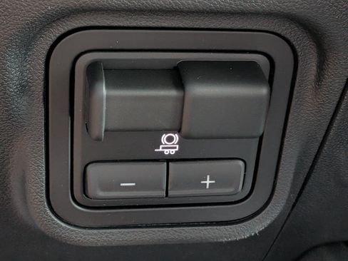 New 2026 GMC Hummer EV SUV AWD/4WD image 32