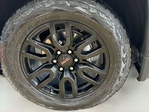 Used 2024 GMC Sierra 1500 Elevation w/ X31 Off-Road Package AWD/4WD image 31