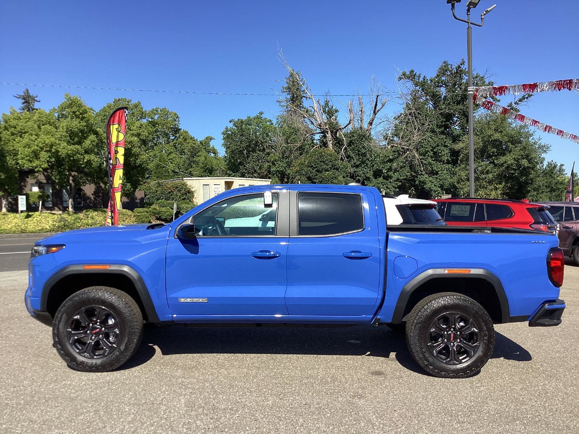 New 2025 GMC Canyon Elevation w/ Convenience Package AWD/4WD image 2