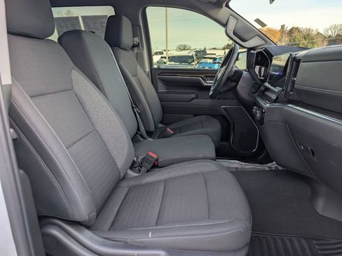 Certified 2024 Chevrolet Silverado 1500 LT image 33