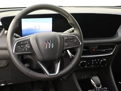 Used 2025 Buick Encore GX Preferred AWD/4WD image 12
