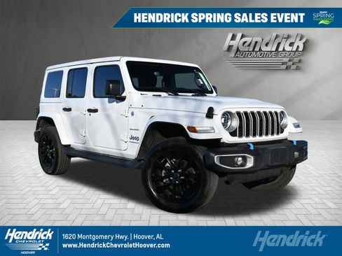 Used 2024 Jeep Wrangler Unlimited Sahara w/ Technology Group AWD/4WD image 1