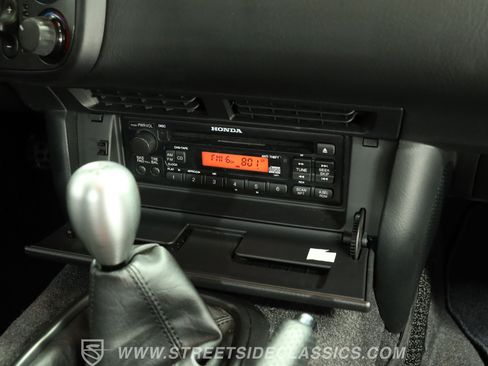 Used 2001 Honda S2000 image 39