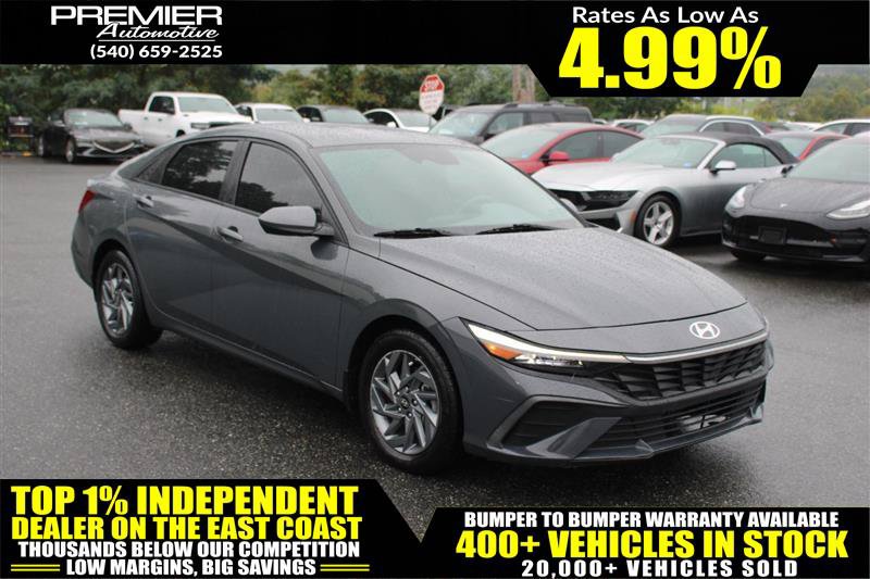 Used 2024 Hyundai Elantra SEL FWD image 1