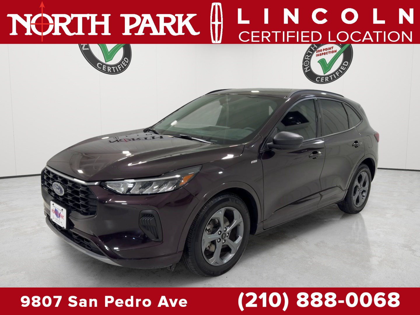 Used 2023 Ford Escape ST-Line w/ Tech Pack #1 FWD image 1