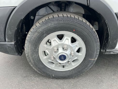 New 2026 Ford Transit 250 148 Medium Roof Extended AWD image 13