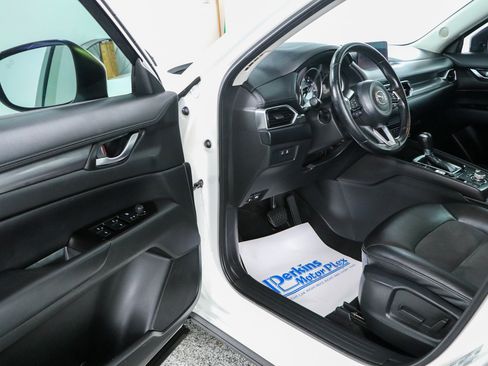 Used 2020 MAZDA CX-5 Touring FWD image 3
