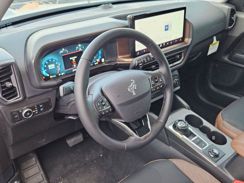 New 2025 Ford Bronco Sport Outer Banks w/ Outer Banks Tech Package+ AWD/4WD image 13