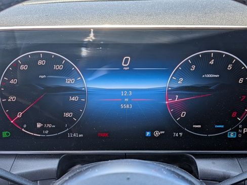 Used 2026 Mercedes-Benz GLC 300 image 10