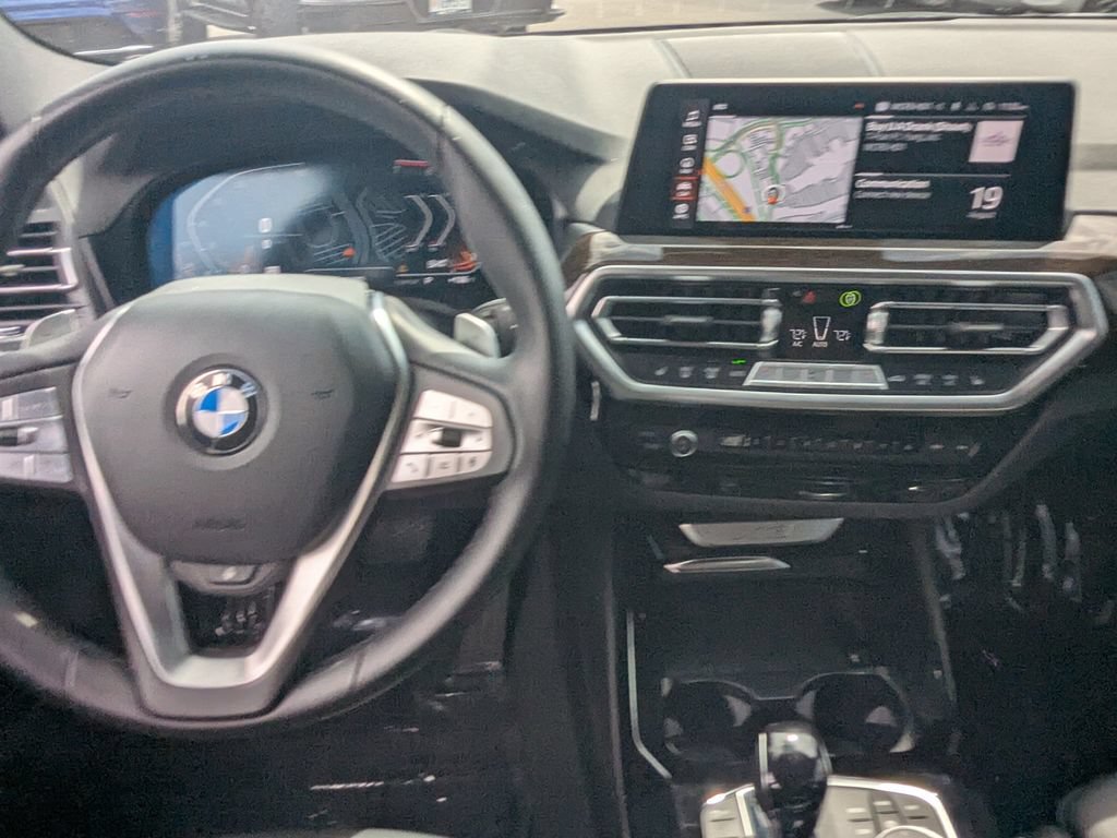Used 2023 BMW X3 sDrive30i w/ Convenience Package RWD image 3