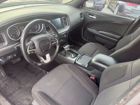 Used 2018 Dodge Charger SXT Plus RWD image 10
