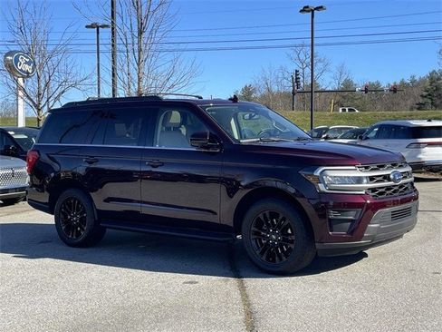 Certified 2024 Ford Expedition XLT image 7