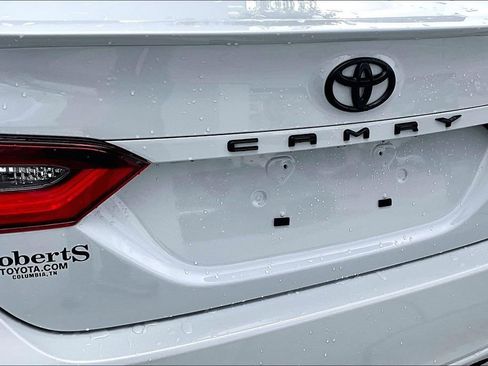 Used 2023 Toyota Camry SE w/ Convenience Package FWD image 24