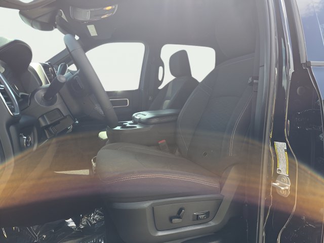 Used 2026 RAM 2500 Big Horn AWD/4WD image 9
