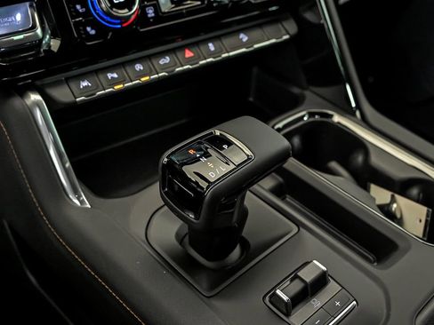 New 2026 GMC Sierra 1500 AT4 w/ Technology Package AWD/4WD image 18
