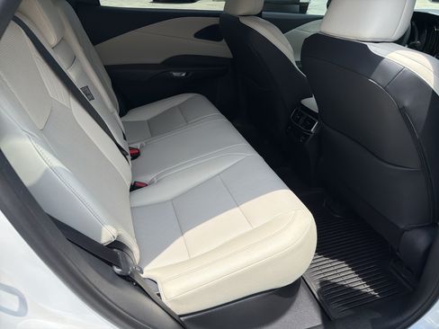Used 2025 Lexus RX 350 Premium Plus w/ Convenience Package FWD image 15