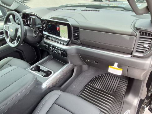 New 2026 Chevrolet Silverado 2500 LTZ w/ LTZ Premium Package AWD/4WD image 30