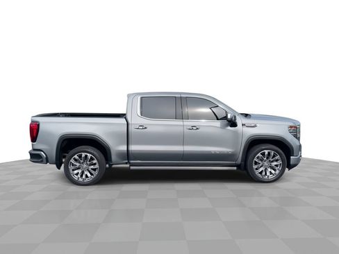 Certified 2023 GMC Sierra 1500 Denali w/ Denali Reserve Package AWD/4WD image 9