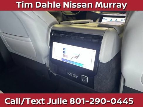 Used 2023 Jeep Grand Wagoneer L 4WD w/ Flexible Seating Group image 21