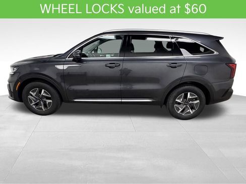 Used 2022 Kia Sorento S FWD image 6