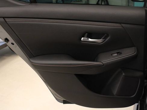 Used 2022 Nissan Sentra SR w/ Midnight Edition FWD image 25