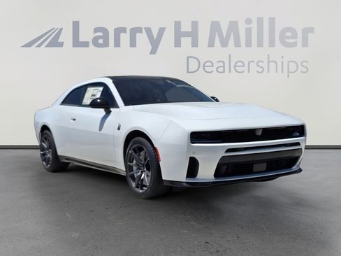 New 2026 Dodge Charger Scat Pack w/ Blacktop Package AWD/4WD image 7