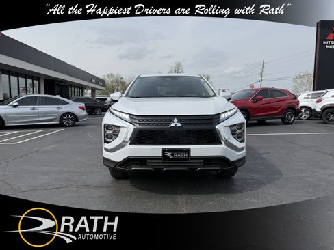 New 2026 Mitsubishi Eclipse Cross ES image 3