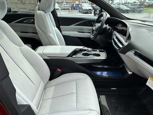 New 2025 Cadillac Lyriq Sport image 15